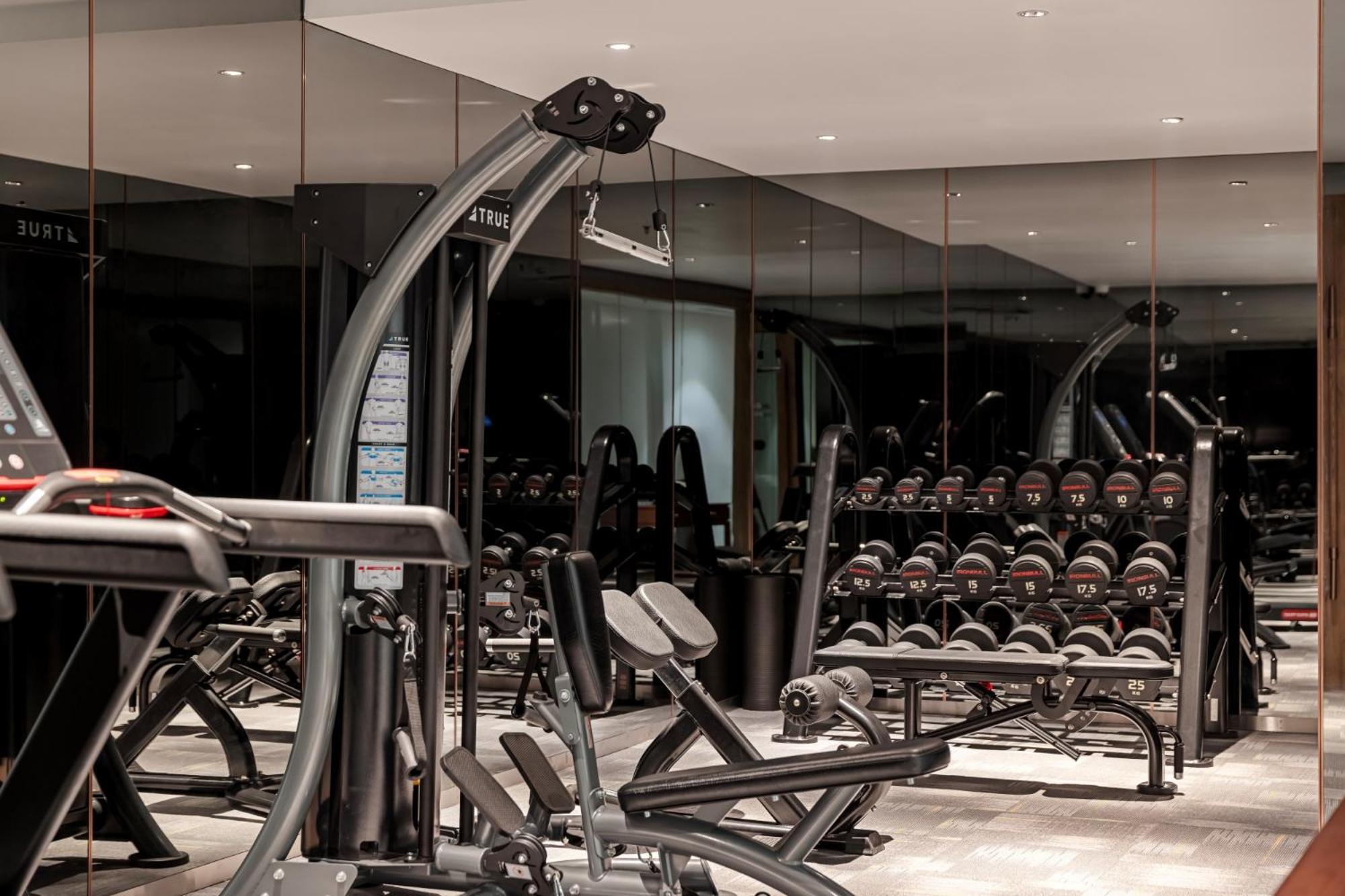 האנוי La Siesta Classic Hang Thung מראה חיצוני תמונה The gym at The Dorchester