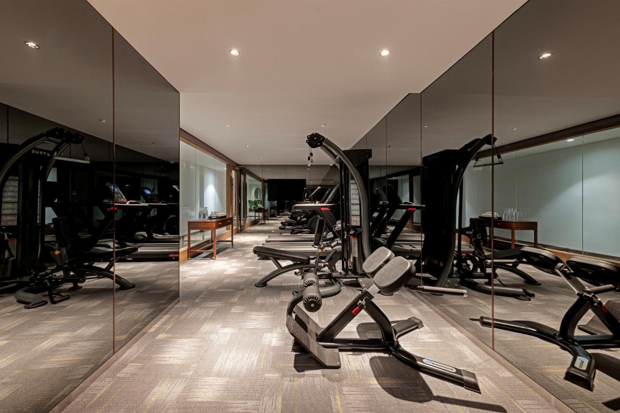 האנוי La Siesta Classic Hang Thung מראה חיצוני תמונה The gym at The Dorchester